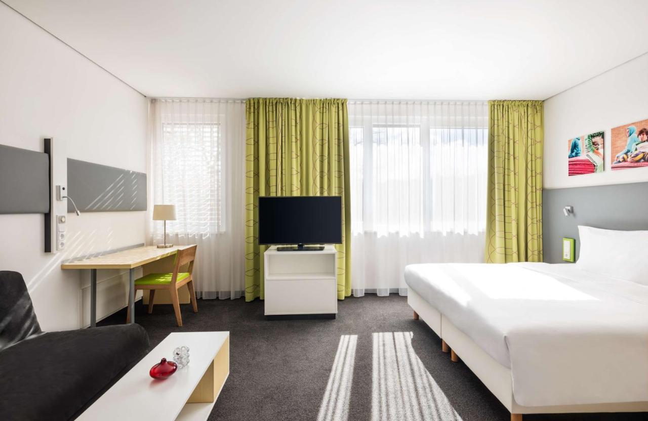 Lindner Hotel Frankfurt Sportpark, Part Of Jdv By Hyatt Frankfurt am Main Exterior photo