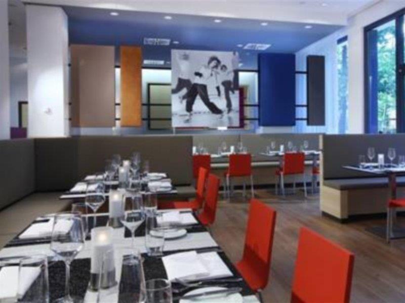 Lindner Hotel Frankfurt Sportpark, Part Of Jdv By Hyatt Frankfurt am Main Exterior photo