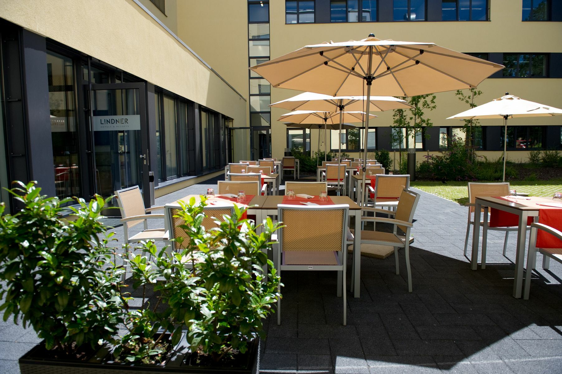 Lindner Hotel Frankfurt Sportpark, Part Of Jdv By Hyatt Frankfurt am Main Exterior photo